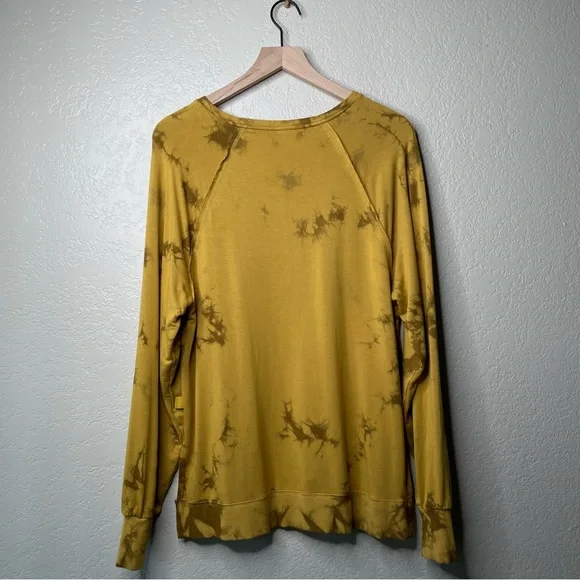 JoyLab Women's Soft Lightweight Sweatshirt Tie Dye Pattern Mustard Yellow - Picture 10 of 12